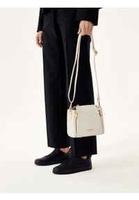 Kazar - Skórzana torebka zdobiona printem i suwakami. Wzór: nadruk, aplikacja. Materiał: skórzane. Styl: casual #5