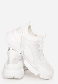 Born2be - Białe Sneakersy Bathaphaura. Nosek buta: okrągły. Zapięcie: bez zapięcia. Kolor: biały. Materiał: materiał, softshell. Szerokość cholewki: normalna. Wzór: aplikacja #4