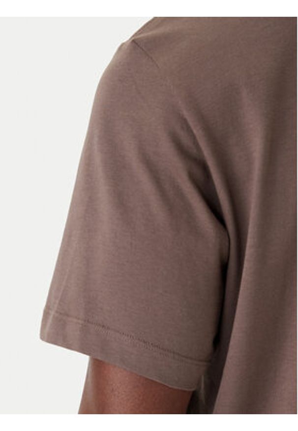 Calvin Klein T-Shirt LV04LF813G Beżowy Regular Fit. Kolor: beżowy. Materiał: bawełna