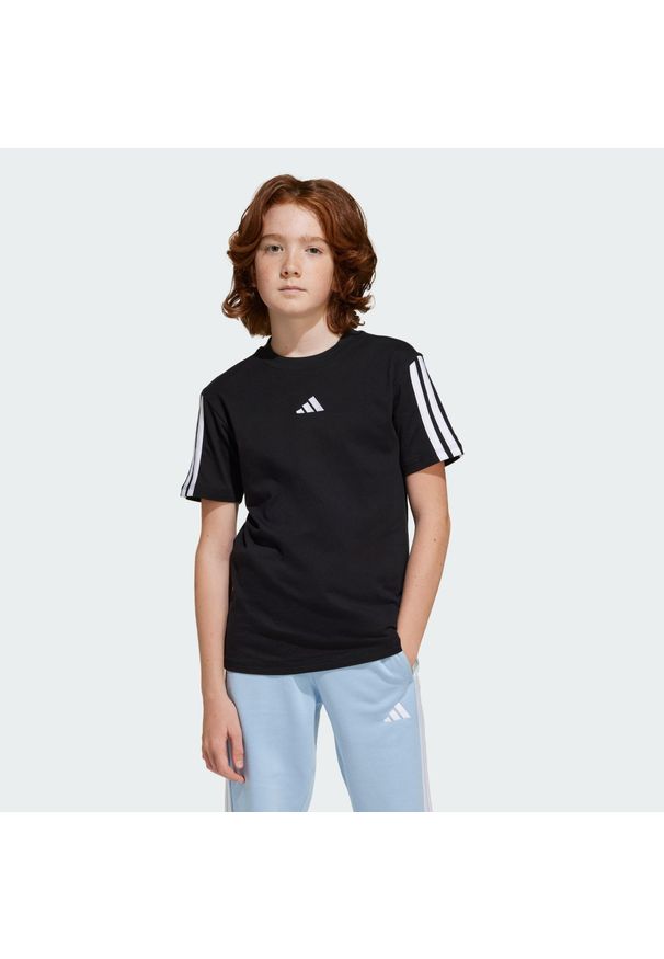 Adidas - Koszulka Essentials Kids. Kolor: biały, czarny, wielokolorowy. Materiał: bawełna. Sport: joga i pilates
