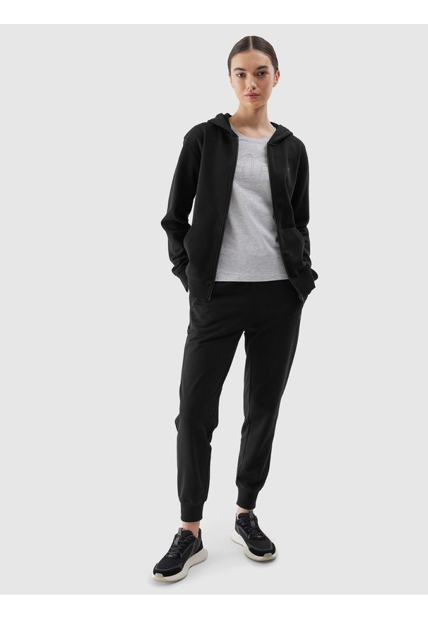 4f - 4F Bluza dresowa rozpinana z kapturem damska - czarna XS. Okazja: na co dzień. Typ kołnierza: kaptur. Kolor: czarny. Materiał: dresówka. Wzór: gładki, ze splotem. Styl: sportowy, casual