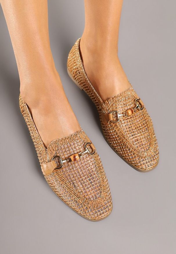Born2be - Brązowe Mokasyny Loafersy z Ażurową Cholewką Kolarila. Okazja: na co dzień. Kolor: brązowy. Materiał: jedwab. Szerokość cholewki: normalna. Wzór: ażurowy. Styl: casual, klasyczny, elegancki