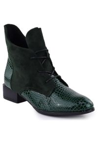 POTOCKI - Botki damskie lakierowane kroko zielone Potocki 12498. Kolor: zielony. Materiał: skóra ekologiczna