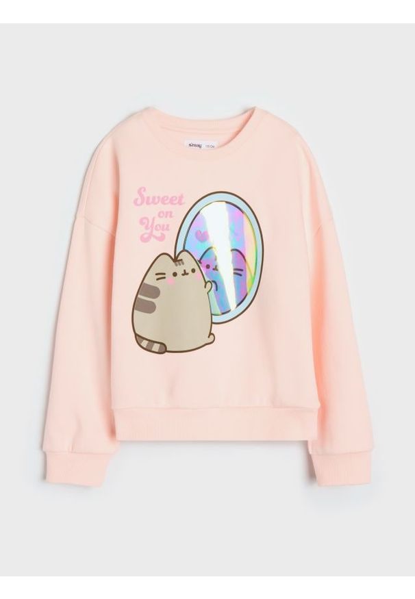 Sinsay - Bluza crewneck z nadrukiem Pusheen the Cat - różowy. Kolor: różowy. Wzór: nadruk
