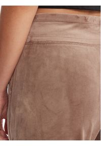 DKNY Sport Spodnie dresowe DP5P3710 Beżowy Regular Fit. Kolor: beżowy. Materiał: syntetyk #5