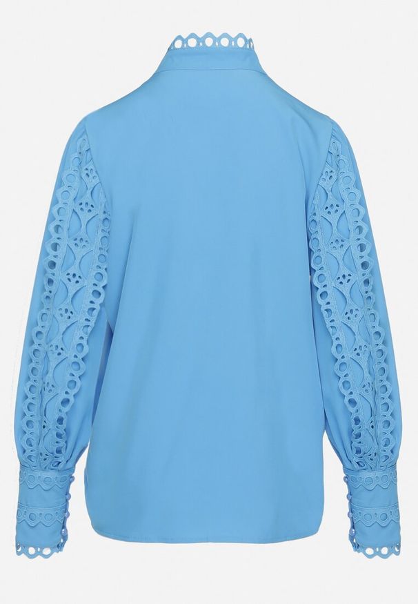 Born2be - Niebieska Koszula Ażurowa ze Stójką Arnot. Typ kołnierza: kołnierzyk stójkowy. Kolor: niebieski. Materiał: koronka. Długość: długie. Wzór: ażurowy. Styl: vintage