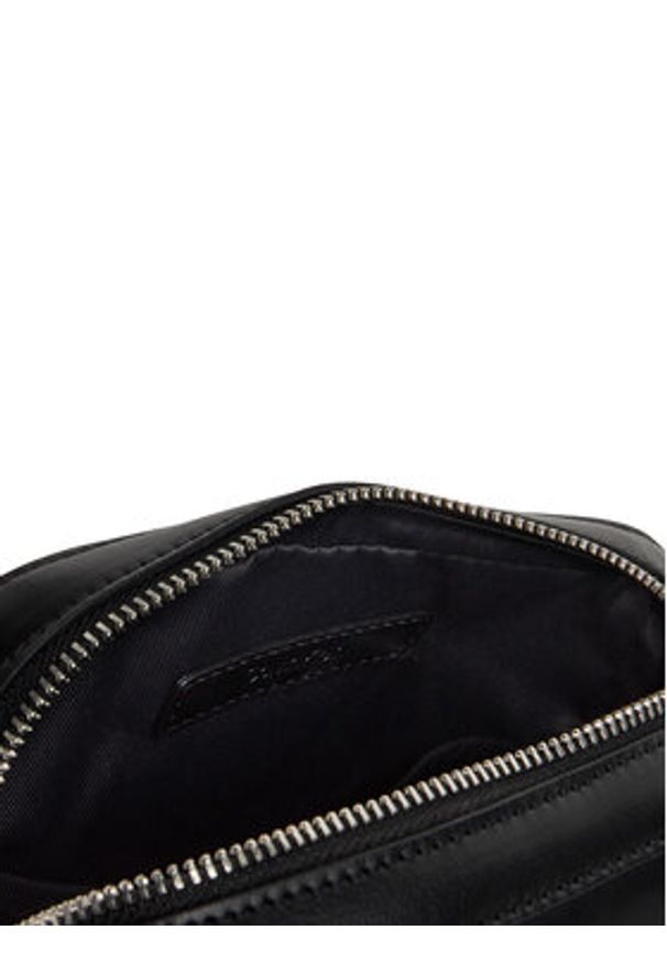 Calvin Klein Saszetka Ck Sleek Reporter S K50K512966 Czarny. Kolor: czarny. Materiał: skóra