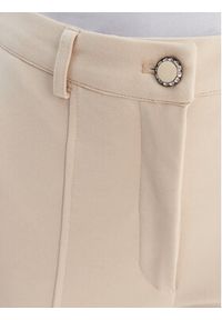 Guess Spodnie materiałowe W6RB11 KCMU2 Beżowy Straight Leg. Kolor: beżowy. Materiał: syntetyk #3