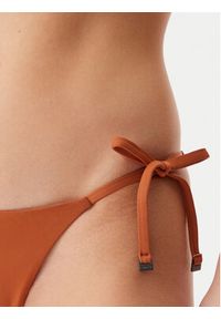 Calvin Klein Swimwear Dół od bikini KW0KW02704 Brązowy. Kolor: brązowy. Materiał: syntetyk