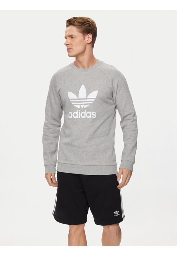 Adidas - adidas Bluza Adicolor Classics Trefoil Crewneck Sweatshirt IA4857 Szary Regular Fit. Kolor: szary. Materiał: bawełna