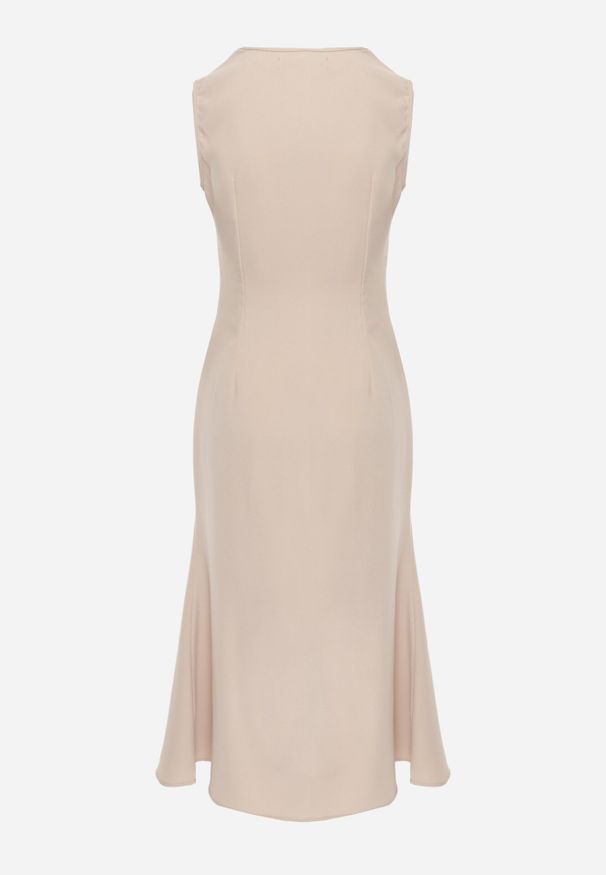 Born2be - Beżowa Sukienka VICES Ozdobiona Aplikacją na Ramieniu Palleleora. Okazja: na wesele, na ślub cywilny. Kolor: beżowy. Wzór: aplikacja. Typ sukienki: proste. Styl: elegancki