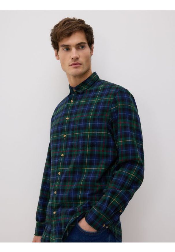 Reserved - Koszula regular fit w kratę - wielobarwny. Materiał: tkanina, bawełna