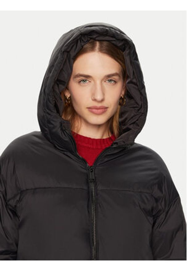 Guess Kurtka zimowa Marika W4BL99 WG0V0 Czarny Regular Fit. Kolor: czarny. Materiał: syntetyk. Sezon: zima