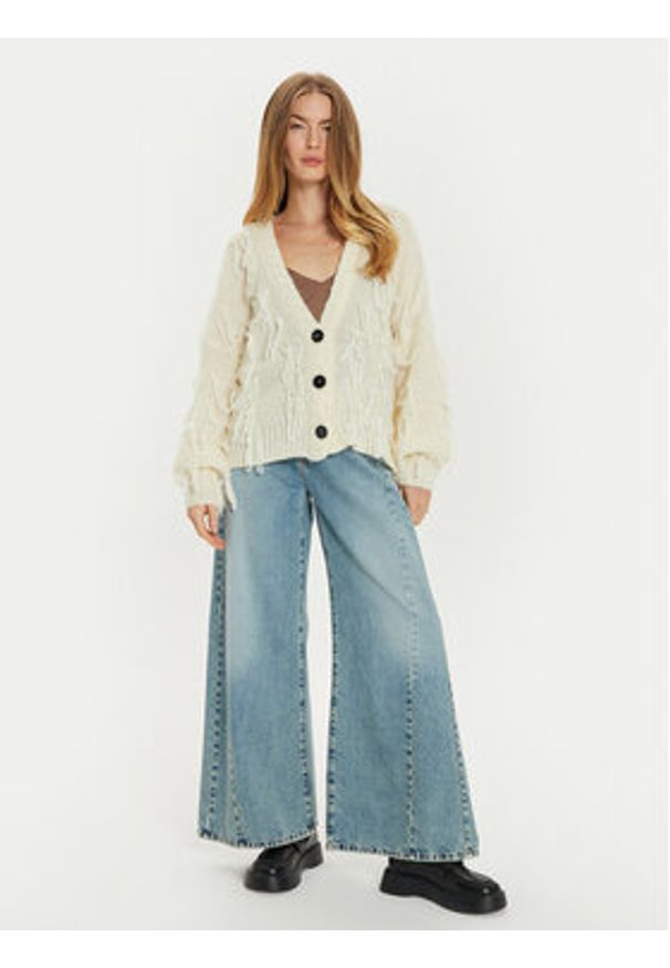 ViCOLO Kardigan 33034S Écru Relaxed Fit. Kolor: kremowy. Materiał: syntetyk