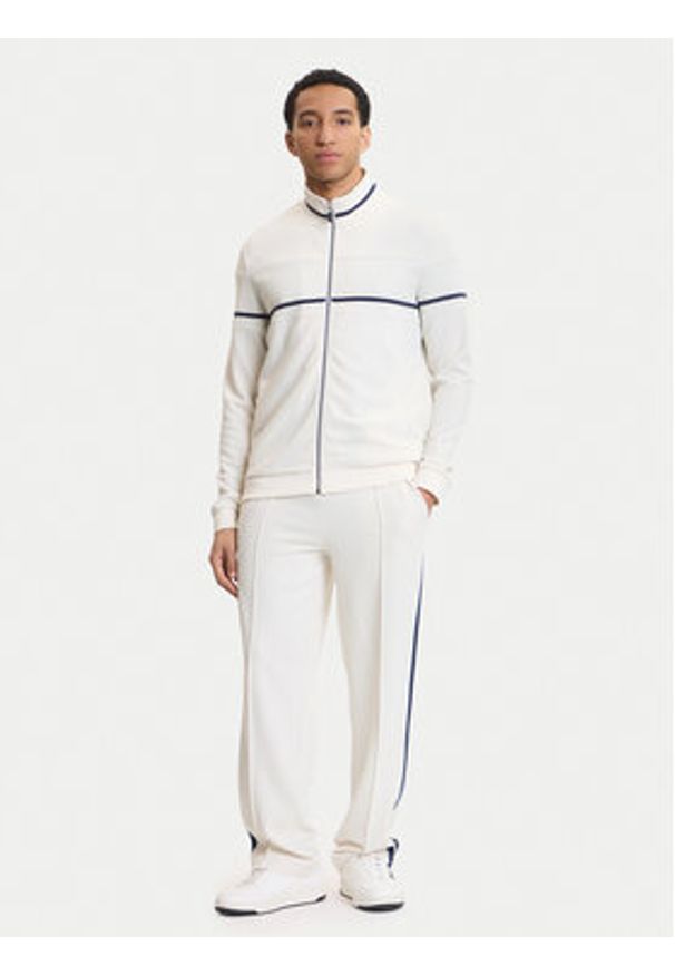 Guess Bluza Z6GQ29 K3212 Écru Regular Fit. Kolor: kremowy. Materiał: syntetyk