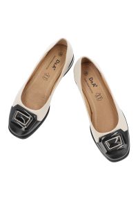 Beżowe Baleriny S.Barski Wsuwane Obuwie Damskie. Okazja: na co dzień. Zapięcie: bez zapięcia. Kolor: beżowy. Szerokość cholewki: normalna. Styl: klasyczny, casual, elegancki #5