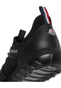 MONCLER - Czarne sneakersy Emilien. Kolor: czarny. Materiał: syntetyk, materiał. Szerokość cholewki: normalna. Wzór: nadruk #2