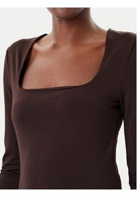 Vero Moda Bluzka Million 10334613 Brązowy Regular Fit. Kolor: brązowy. Materiał: syntetyk #3