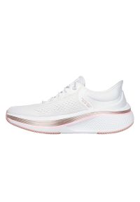 skechers - Kapcie SKECHERS GO RUN ELEVATE 2.0 BANYAN Biały. Kolor: biały. Materiał: tkanina. Sport: bieganie