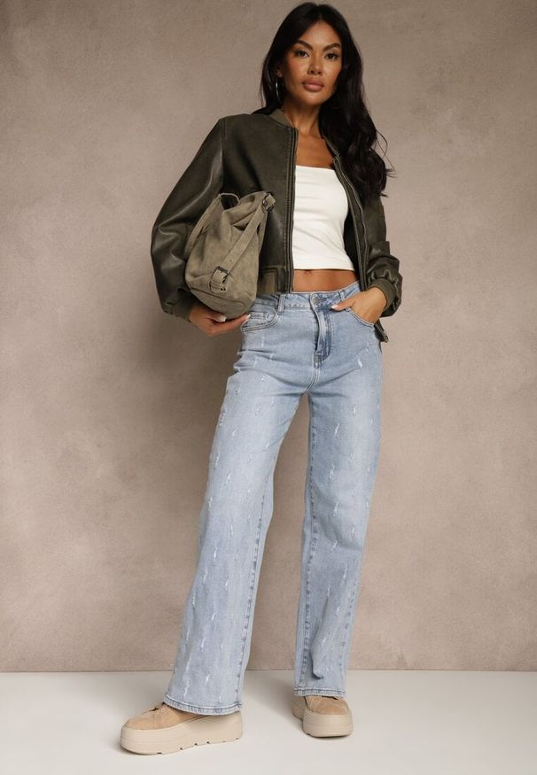 Renee - Niebieskie Jeansy z Bawełny o Szerokim Kroju High Waist Ozdobione Przetarciami Feless. Stan: podwyższony. Kolor: niebieski. Wzór: aplikacja. Sezon: lato