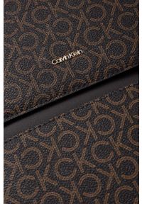 Calvin Klein plecak damski kolor brązowy mały wzorzysty. Kolor: brązowy #7