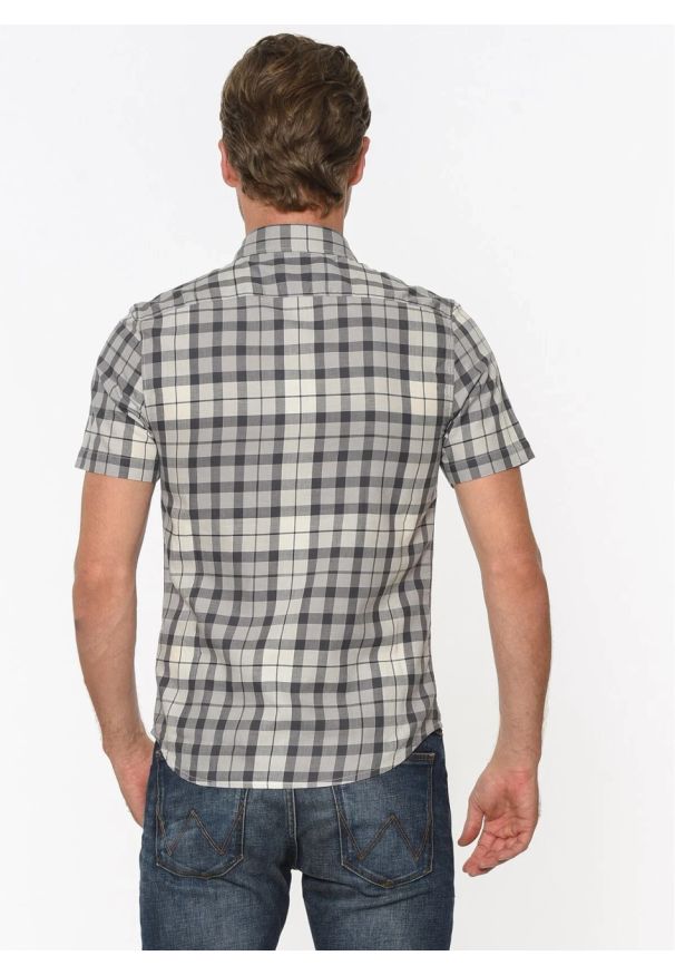Lee - LEE SS SHIRT MĘSKA KOSZULA KRÓTKI RĘKAW ALLOY GREY L875JPJB. Długość rękawa: krótki rękaw. Długość: krótkie