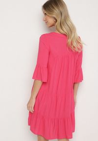 Born2be - Ciemnoróżowa Rozkloszowana Sukienka z Wiskozy z Falbanami Izleia. Okazja: na co dzień. Kolor: różowy. Materiał: wiskoza. Styl: casual, elegancki #6