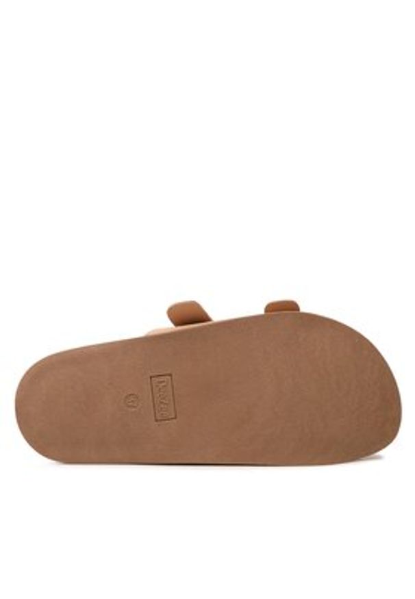 DeeZee Klapki WS280601-01A Beżowy. Kolor: beżowy. Materiał: materiał