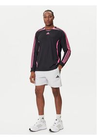 Adidas - adidas Szorty sportowe Common Goal JW0239 Szary Regular Fit. Kolor: szary. Materiał: syntetyk. Styl: sportowy #4
