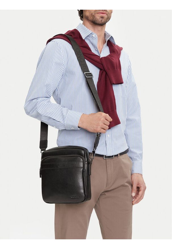 Gino Rossi Saszetka C-GIN-L-005-08 Czarny. Kolor: czarny. Materiał: materiał