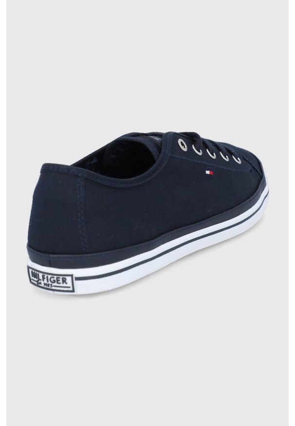 TOMMY HILFIGER - Tommy Hilfiger tenisówki damskie kolor granatowy. Nosek buta: okrągły. Zapięcie: sznurówki. Kolor: niebieski. Materiał: guma