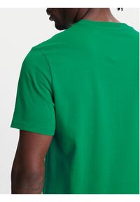 United Colors of Benetton - United Colors Of Benetton T-Shirt 3MI5J1AF7 Zielony Regular Fit. Kolor: zielony. Materiał: bawełna #3