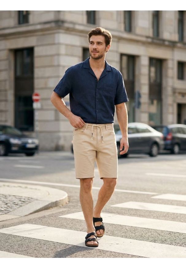 Sinsay - Bawełniane szorty jeansowe - zielony. Kolor: zielony. Materiał: jeans, bawełna