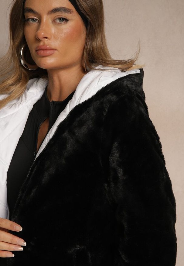 Renee - Biała Dwustronna Kurtka z Pikowanymi Przeszyciami i Kapturem Tianessa. Kolor: biały. Materiał: dzianina, poliester. Styl: elegancki, sportowy