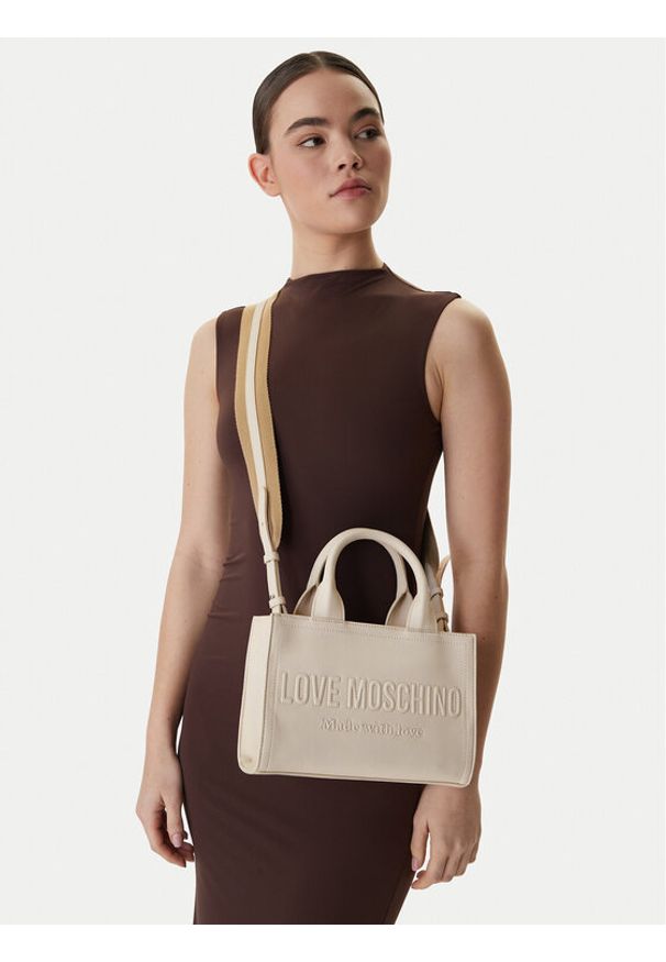 Love Moschino - LOVE MOSCHINO Torebka JC4044PP1OLE0110 Écru. Kolor: kremowy. Materiał: skórzane