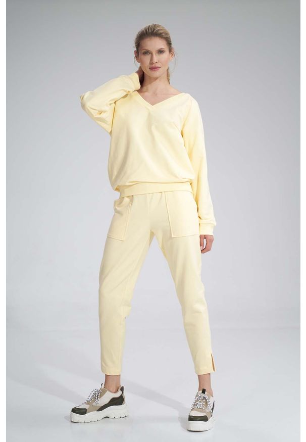 Figl - Bawełniane Spodnie z Rozciętą Nogawką - Żółte. Kolor: żółty. Materiał: bawełna