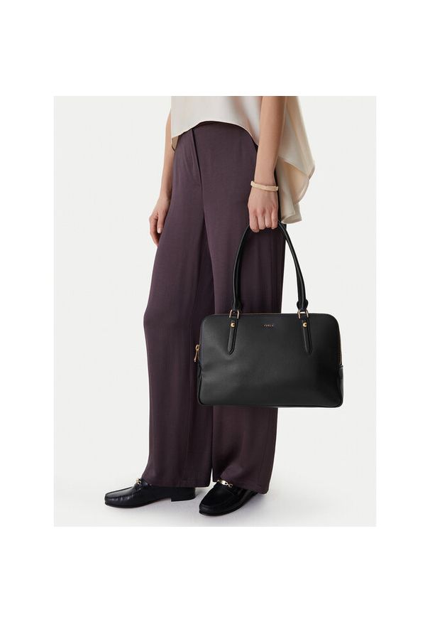 Torebka Furla. Kolor: czarny