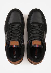 Born2be - Czarne Buty Sportowe Sneakersy Ozdobione Tłoczeniem i Napisami Hermala. Okazja: na co dzień. Kolor: czarny. Materiał: jeans. Wzór: aplikacja, napisy #6