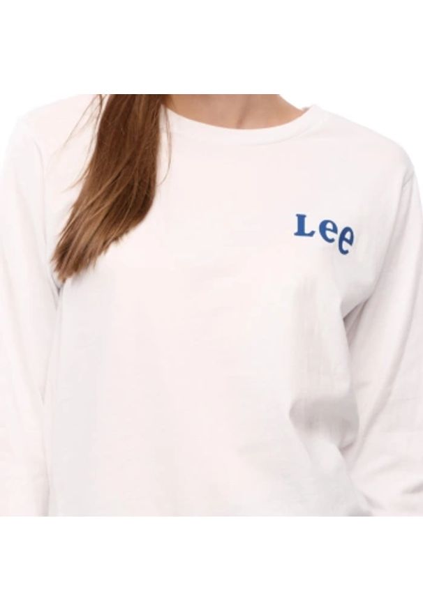 Lee - DAMSKI LONGSLEEVE LEE GRAPHIC LONGSLEEVE REULAR FIT BRIGHT WHITE L40QFELJ 112108671. Długość rękawa: długi rękaw