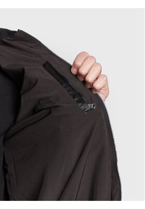 J.Lindeberg Kurtka bomber Eagle Varsity FMOW07327 Czarny Regular Fit. Kolor: czarny. Materiał: syntetyk