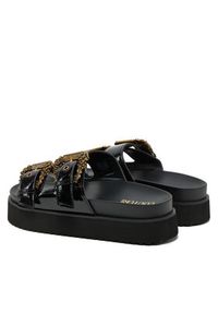 Versace Jeans Couture Klapki 78VA3SM1 Czarny. Kolor: czarny. Materiał: skóra
