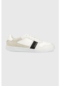 Calvin Klein sneakersy kolor biały. Nosek buta: okrągły. Zapięcie: sznurówki. Kolor: biały. Materiał: skóra, guma