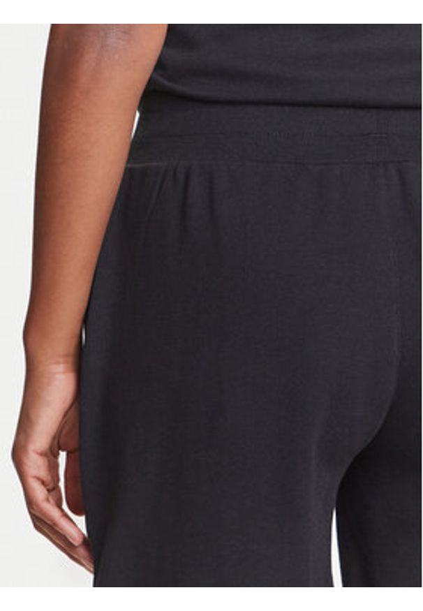 Emporio Armani Underwear Szorty sportowe EW000496 AF10882 UC001 Czarny Loose Fit. Kolor: czarny. Materiał: bawełna, syntetyk