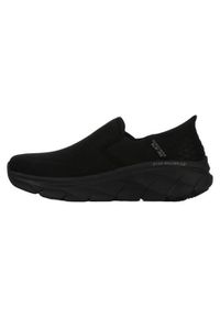 skechers - Buty do chodzenia męskie Skechers Dlux Walker 2.0. Kolor: wielokolorowy, czarny. Materiał: materiał, syntetyk. Szerokość cholewki: normalna. Sport: turystyka piesza
