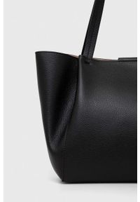 Patrizia Pepe torebka skórzana kolor czarny. Kolor: czarny. Materiał: skórzane. Rodzaj torebki: na ramię #6