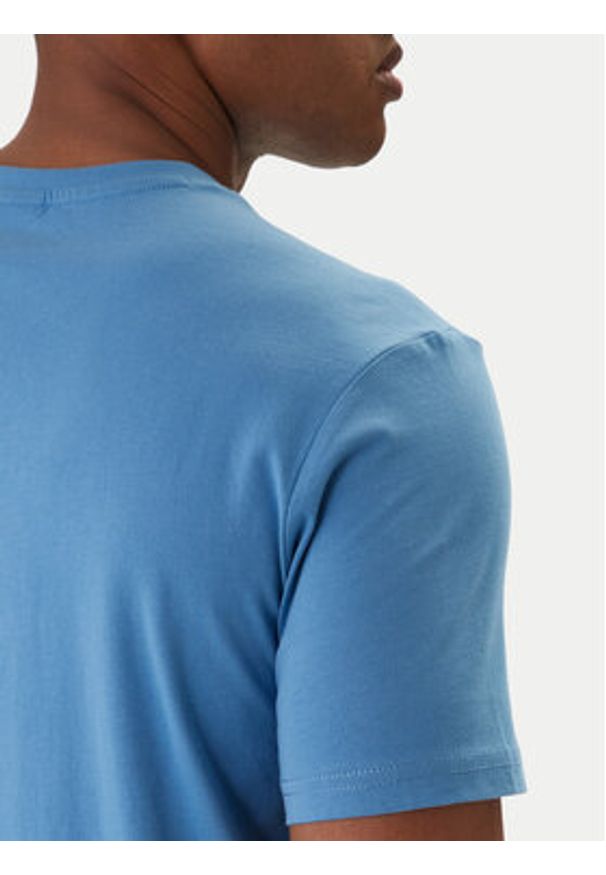 Napapijri T-Shirt Salis NP0A4H8D Niebieski Regular Fit. Kolor: niebieski. Materiał: bawełna