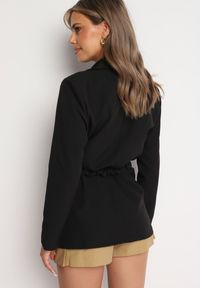 Born2be - Czarna Marynarka Vimasirra. Okazja: na imprezę, na spotkanie biznesowe. Kolor: czarny. Materiał: materiał, tkanina. Wzór: jednolity, gładki, aplikacja. Styl: biznesowy #6