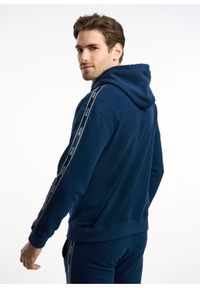 Ochnik - Bluza męska. Okazja: na co dzień. Typ kołnierza: kaptur. Kolor: niebieski. Materiał: materiał. Styl: casual, klasyczny #4