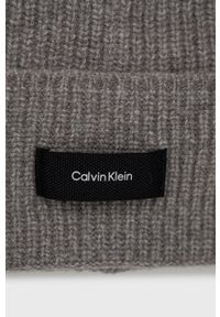 Calvin Klein czapka wełniana kolor szary z cienkiej dzianiny wełniana. Kolor: szary. Materiał: wełna, dzianina #3