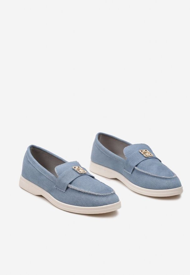 Renee - Niebieskie Mokasyny Loafersy z Minimalistyczną Klamrą Nanahla. Okazja: na co dzień. Zapięcie: klamry. Kolor: niebieski. Styl: elegancki, casual